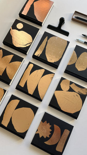 Sketchbook BOLD / BRILL fekete-arany üres lapokkal